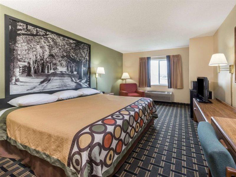 Super 8 By Wyndham Greenville Exterior foto